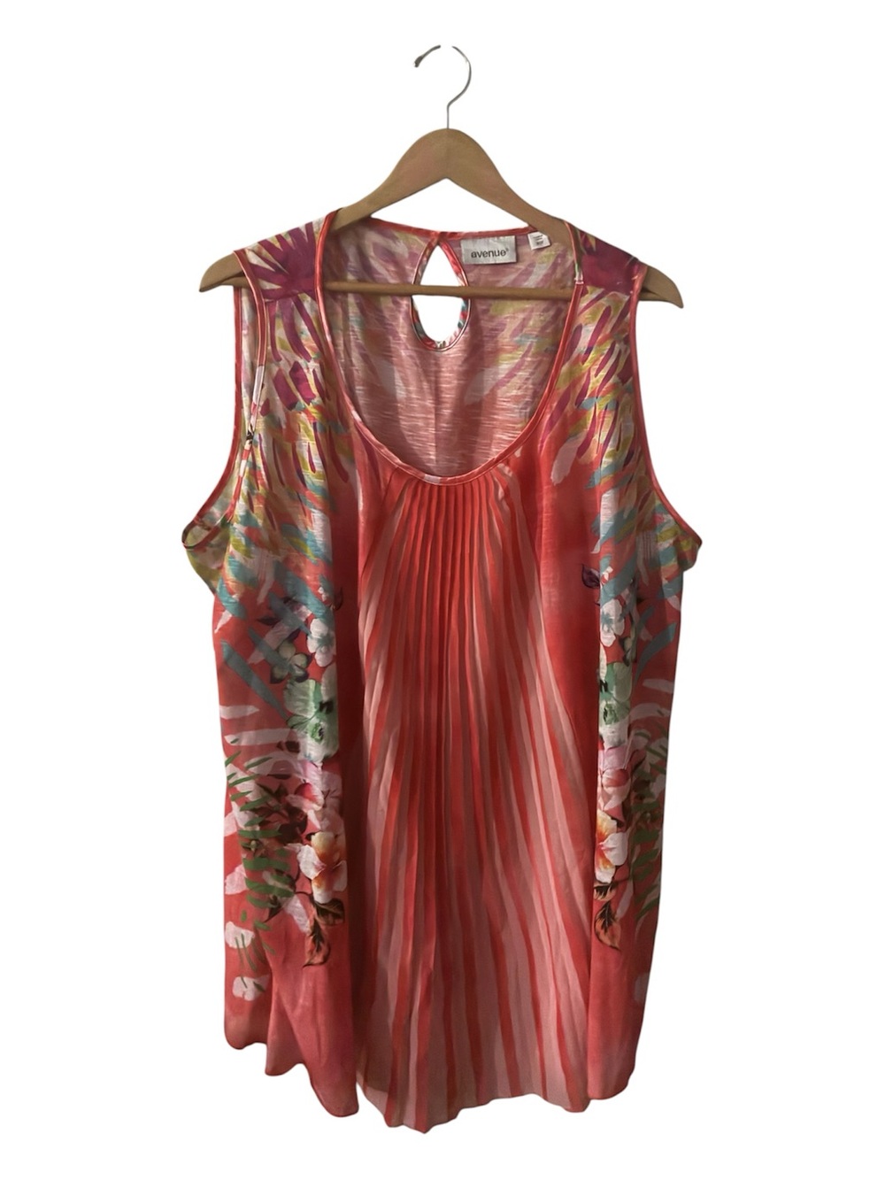 Avenue Coral Pleated Floral Sleeveless Tank